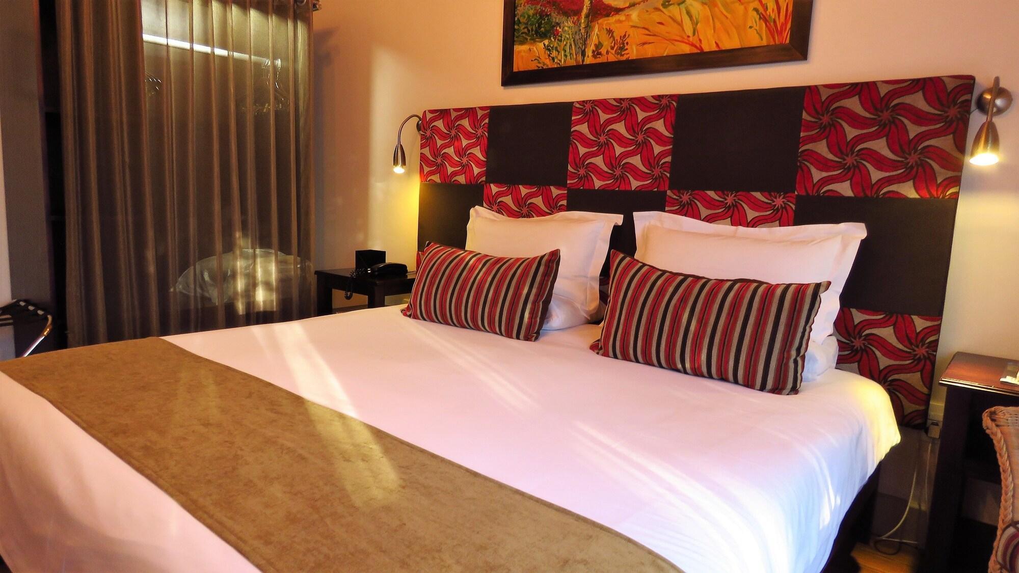ג'ורג' Oakhurst Hotel מראה חיצוני תמונה