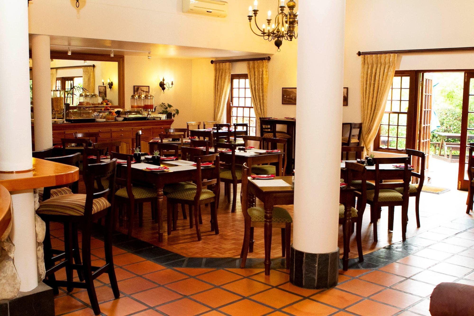 ג'ורג' Oakhurst Hotel מראה חיצוני תמונה