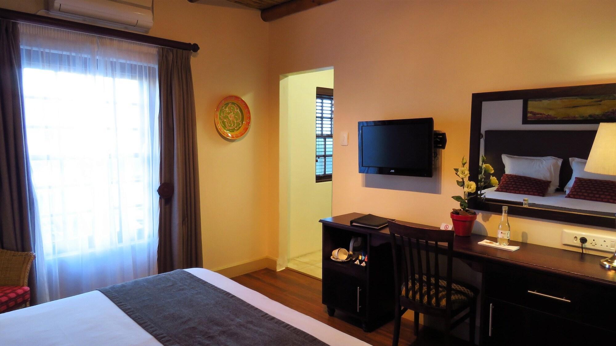 ג'ורג' Oakhurst Hotel מראה חיצוני תמונה