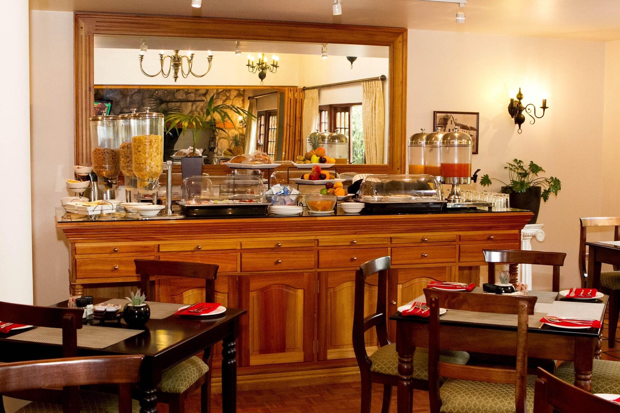 ג'ורג' Oakhurst Hotel מראה חיצוני תמונה