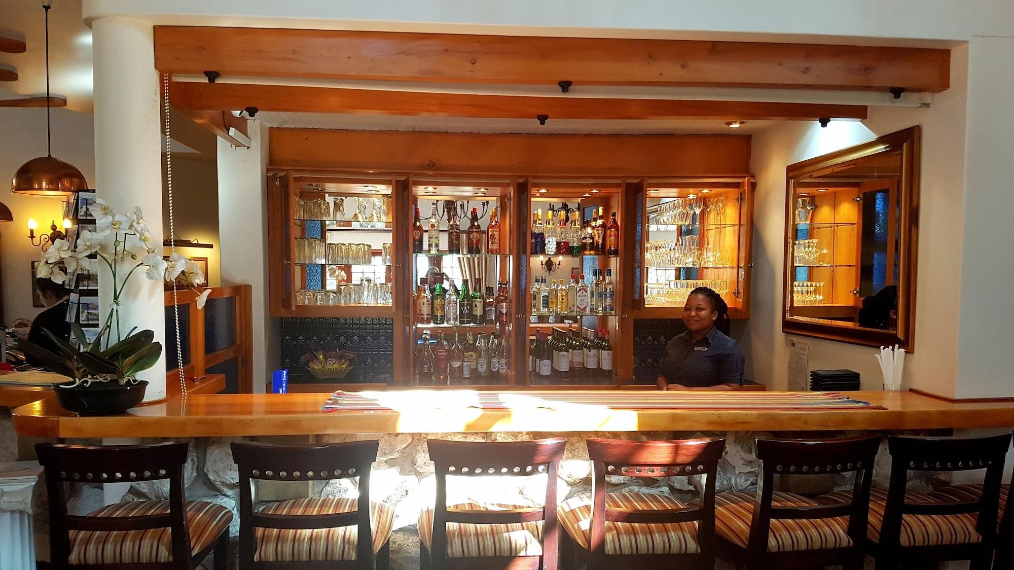 ג'ורג' Oakhurst Hotel מראה חיצוני תמונה