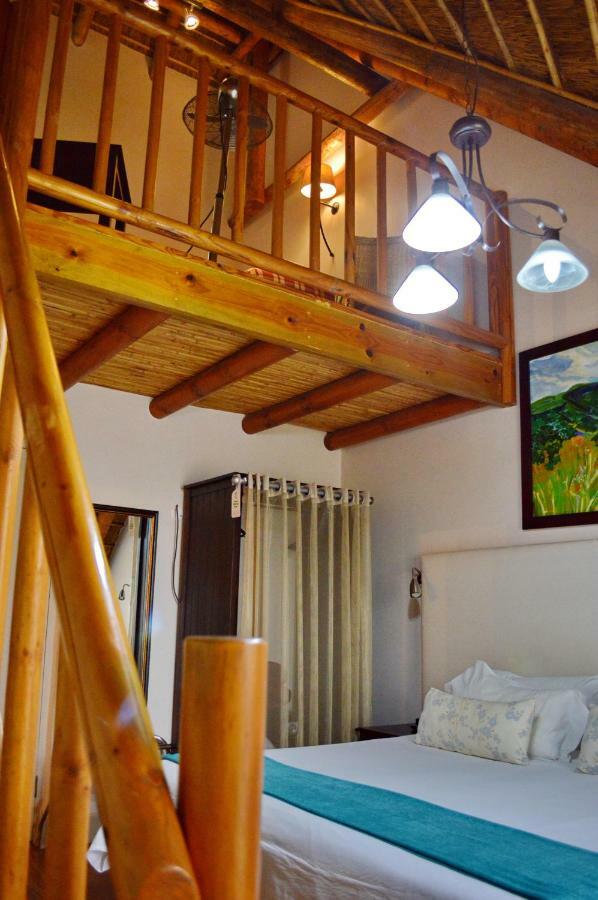 ג'ורג' Oakhurst Hotel מראה חיצוני תמונה